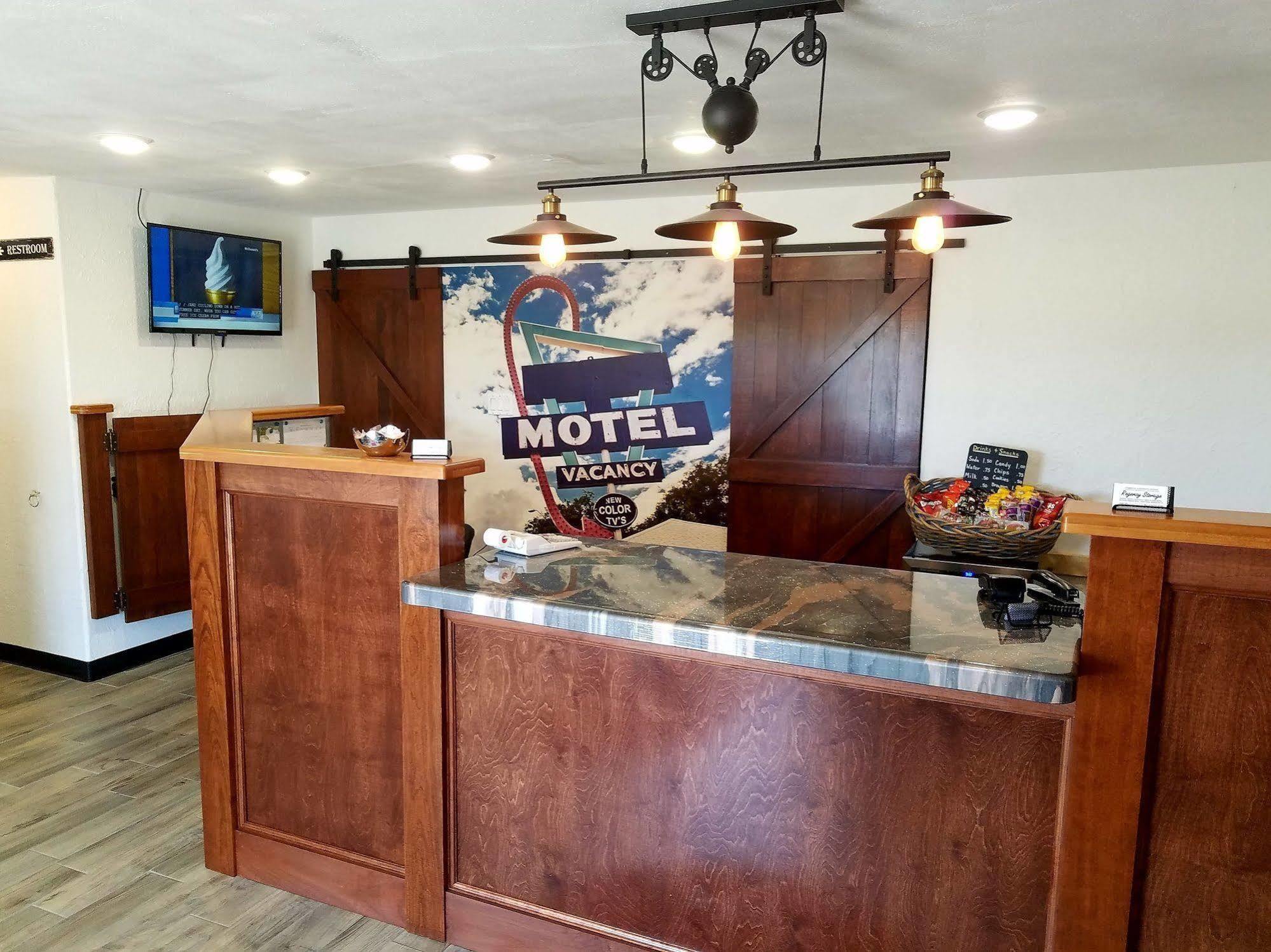 เวสต์ เพลนส์ โมเทล Motel West Plains ภายนอก รูปภาพ